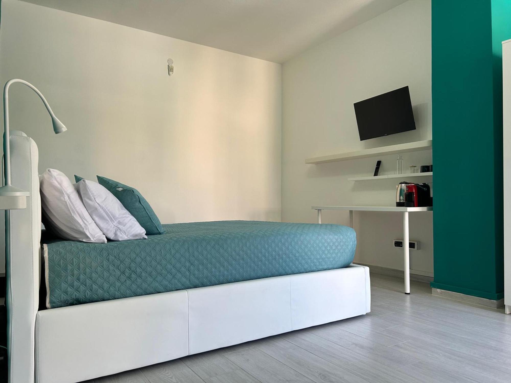 Bed And Breakfast Villa Teis Quartu SantʼElena Esterno foto