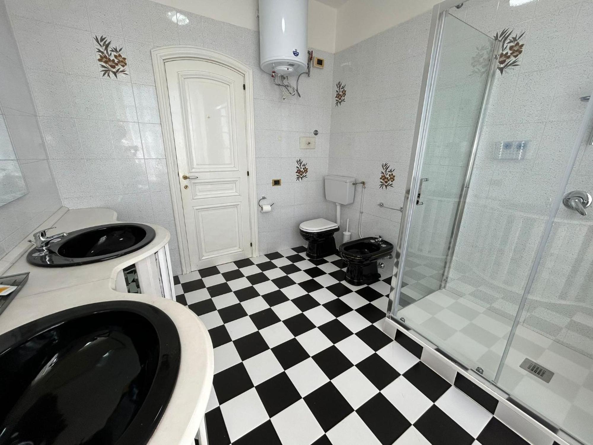Bed And Breakfast Villa Teis Quartu SantʼElena Esterno foto